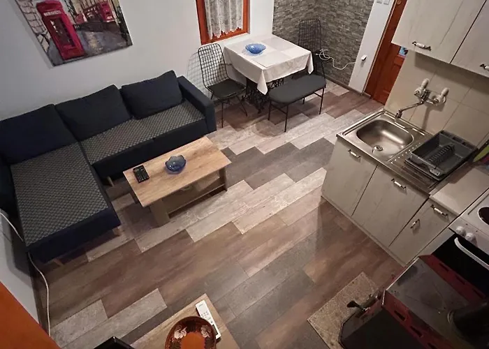 Апартаменты Brvnara Ispod Cigote *